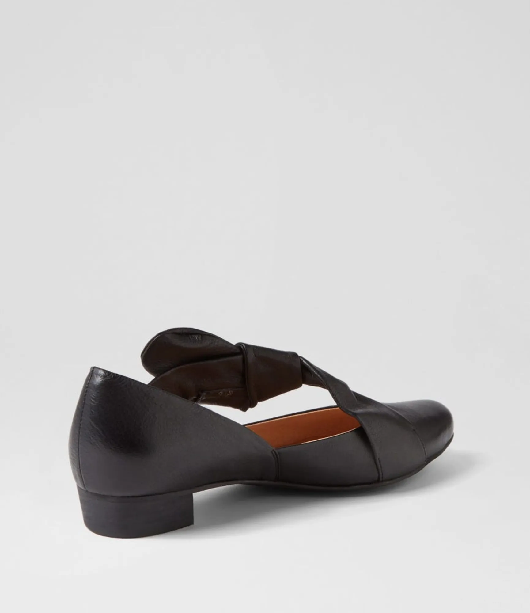 Outlet Midas Shoes Ebbis Black Leather Flat Shoes