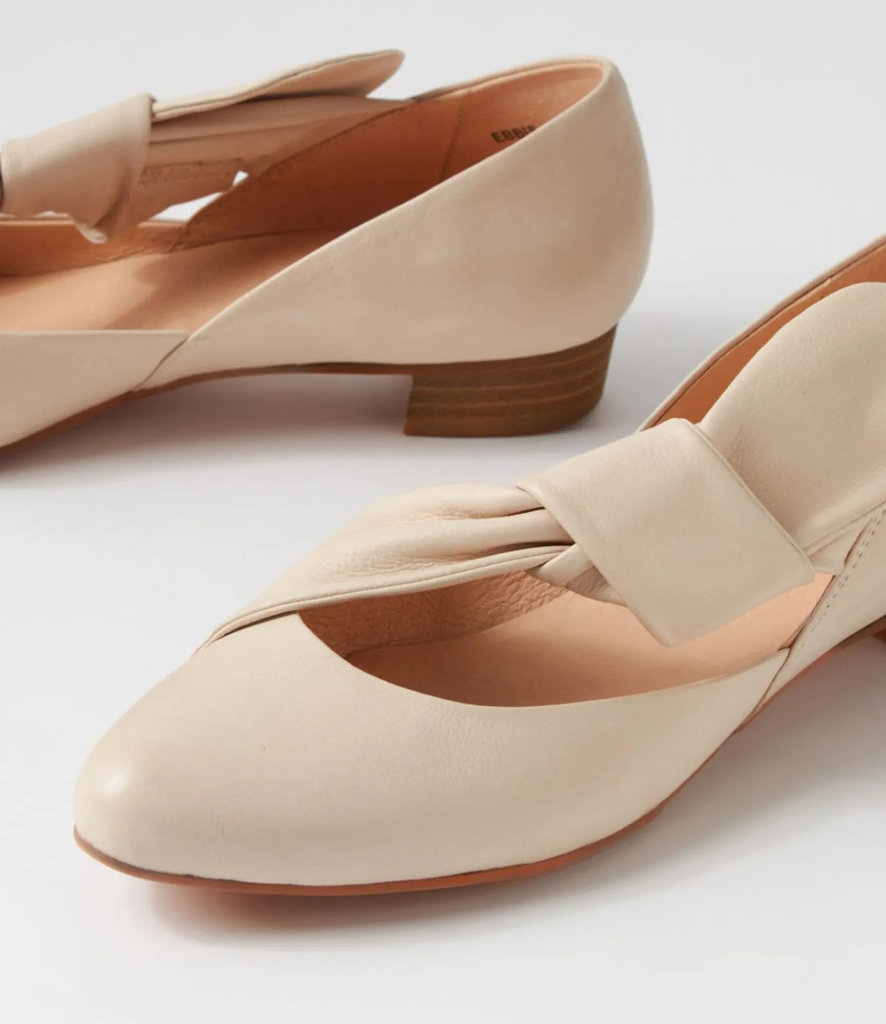 New Midas Shoes Ebbis Vanilla Leather Flat Shoes