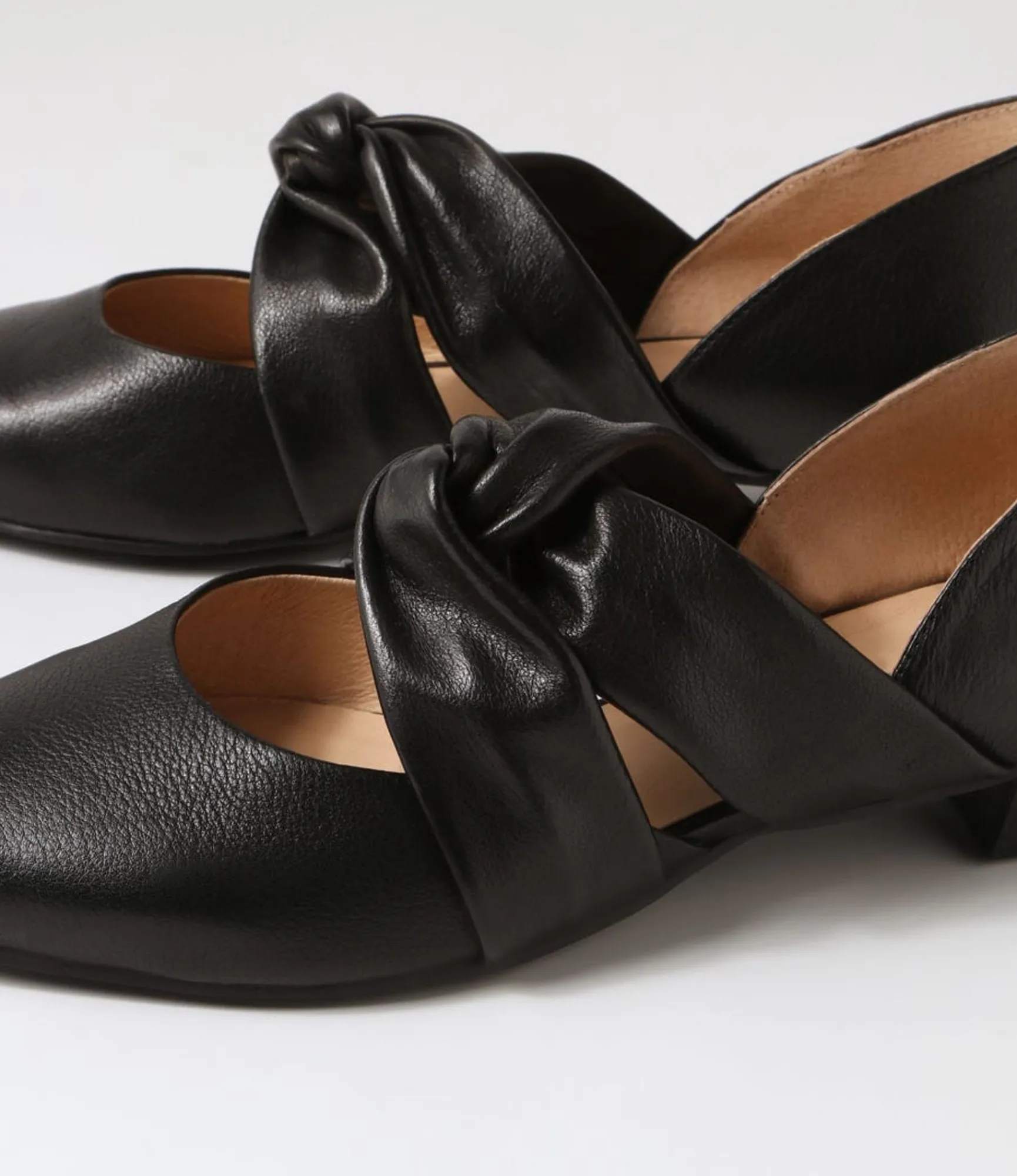Best Sale Midas Shoes Envy Black Leather Flat Shoes
