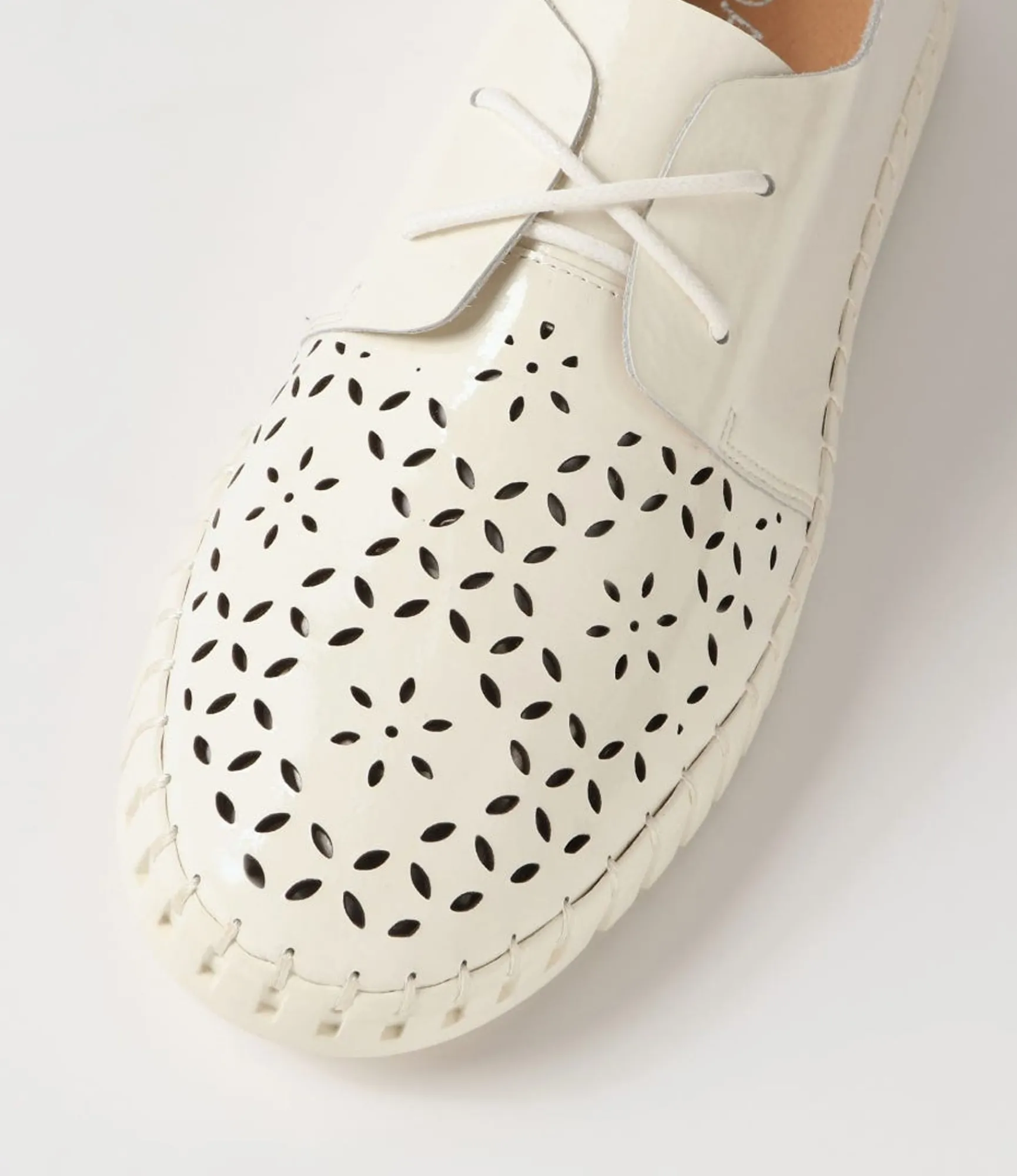 Flash Sale Midas Shoes Hexxie Ivory Patent Leather Sneakers