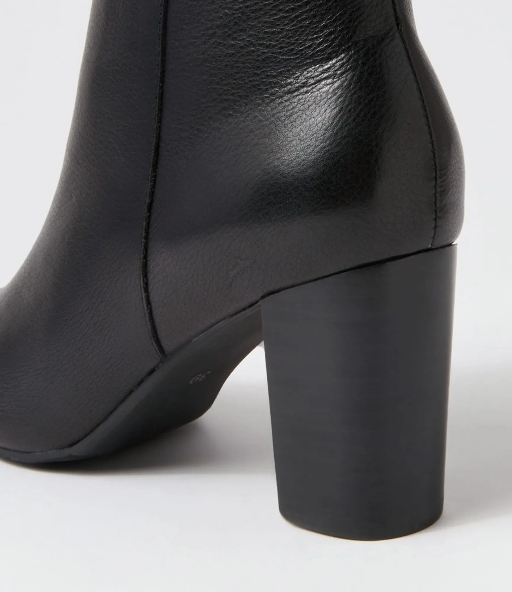 Outlet Midas Shoes Norris Black Leather Ankle Boots