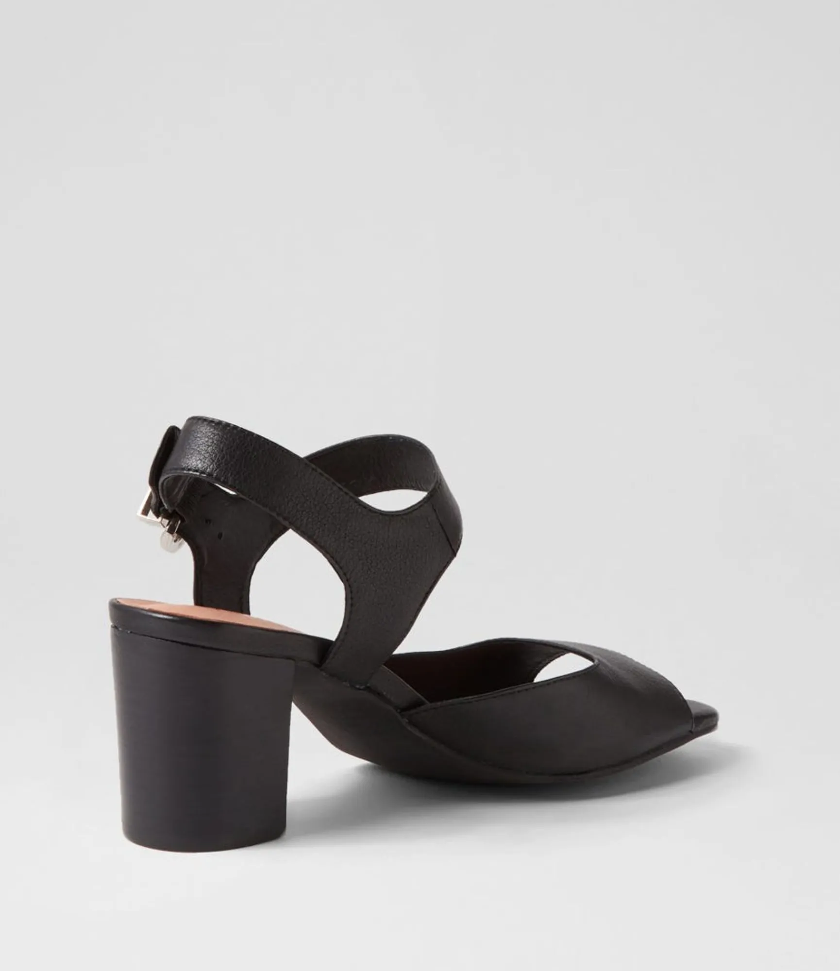 New Midas Shoes Pipa Black Leather Sandals