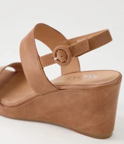 New Midas Shoes Wunda Dark Tan Leather Sandals